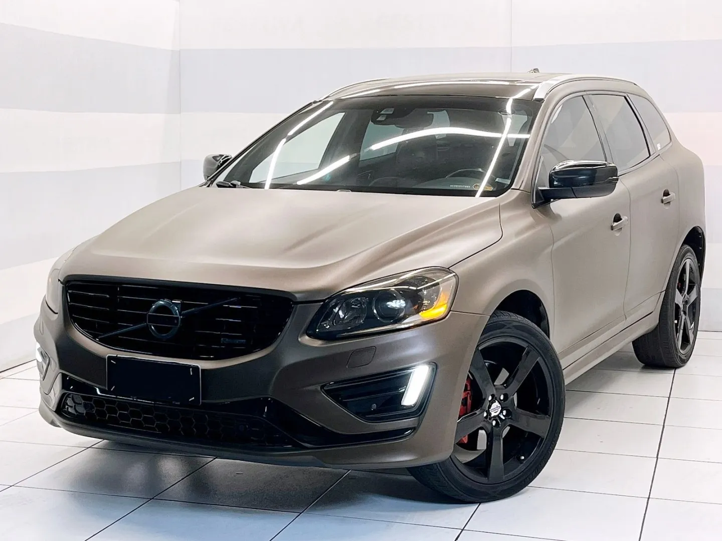Volvo Xc60 2.0 T5 Rd Turbo Gasolina 4p Automático