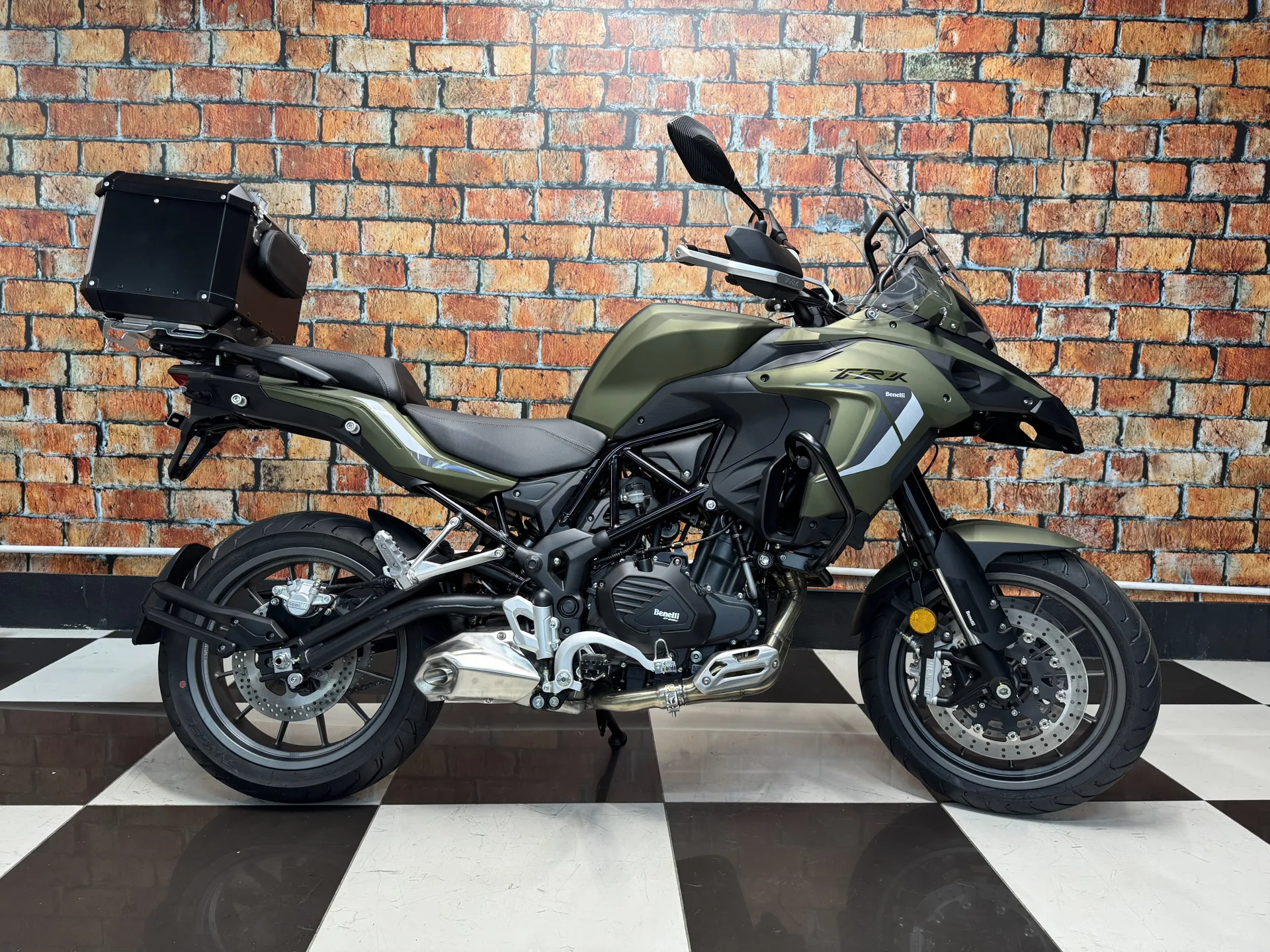 Benelli Trk 502
