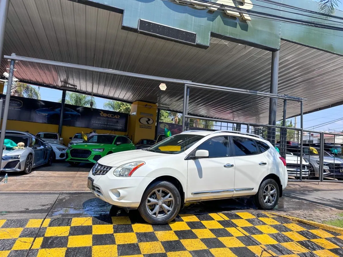 Nissan Rogue 2011   