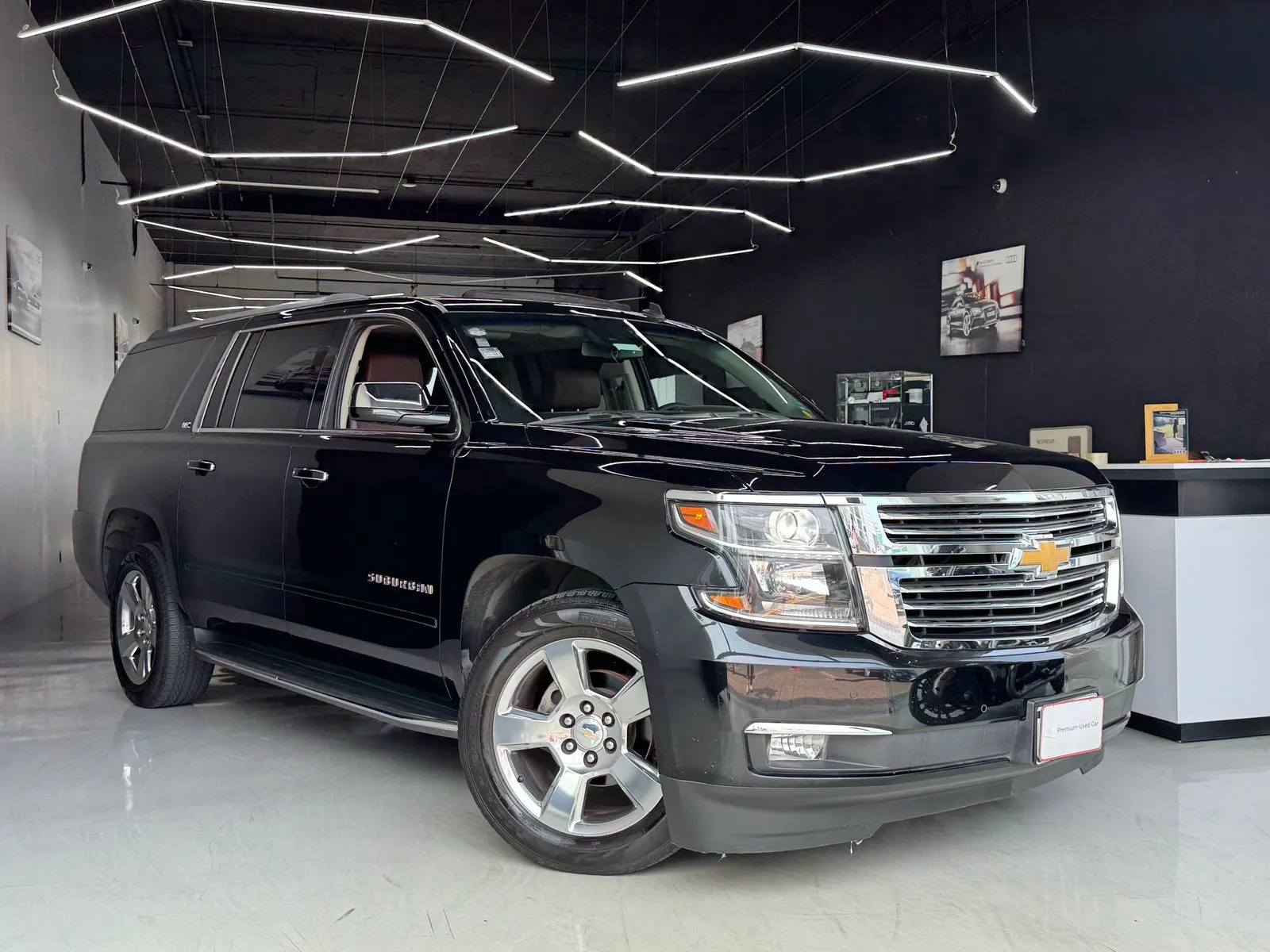 Chevrolet Suburban 2016