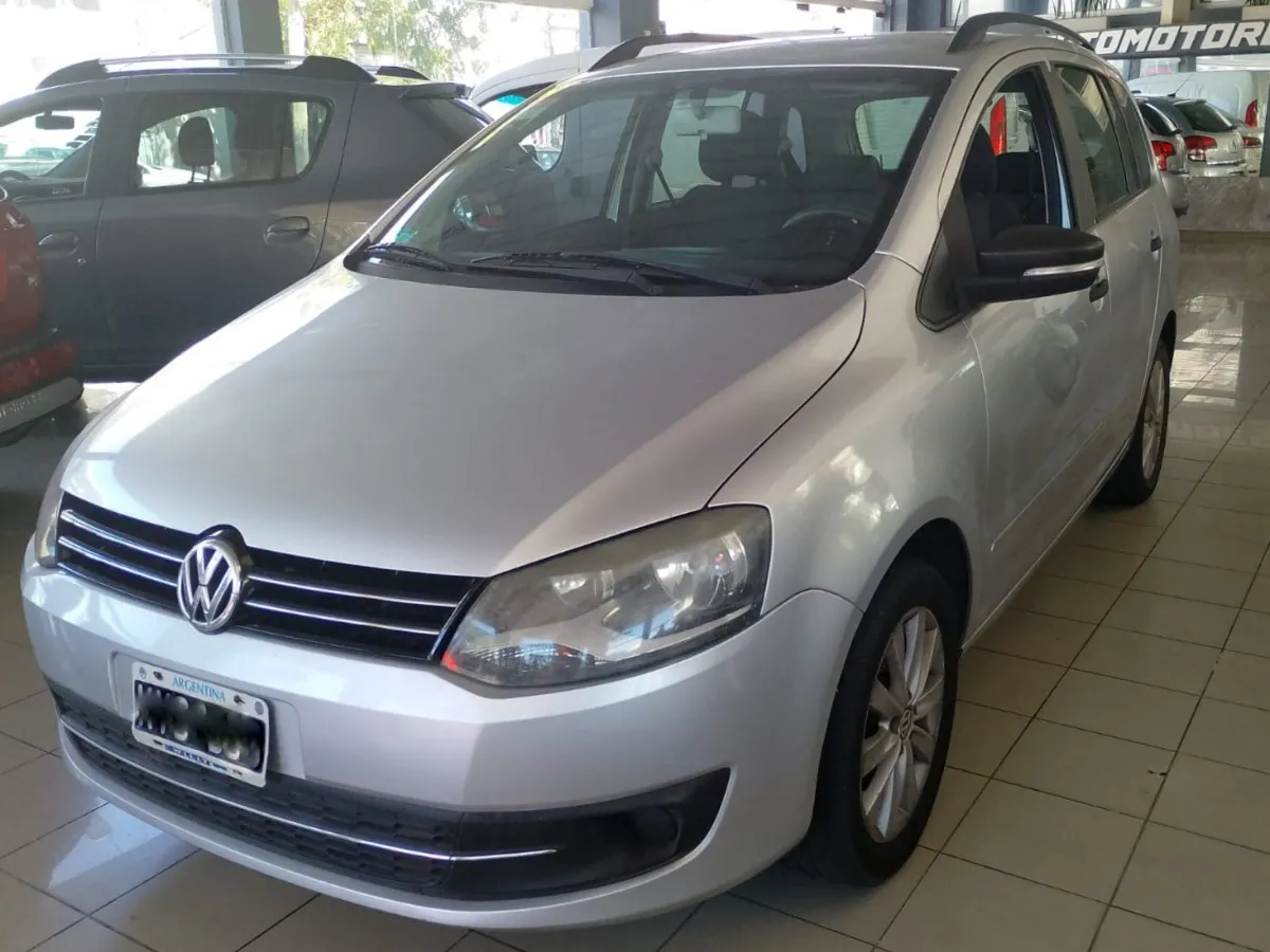 Volkswagen Suran 1,6 Trendline 101cv