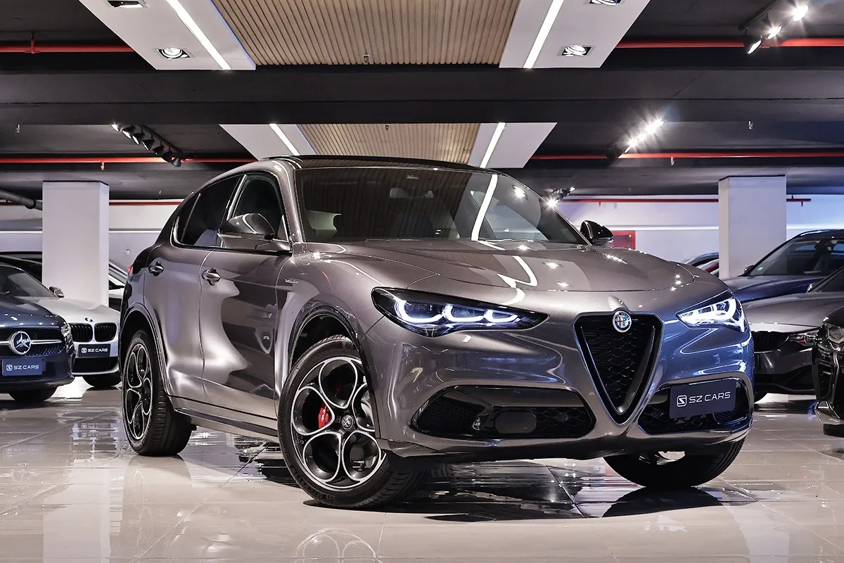 Alfa Romeo Stelvio 2.0 280cv At Q4 Veloce