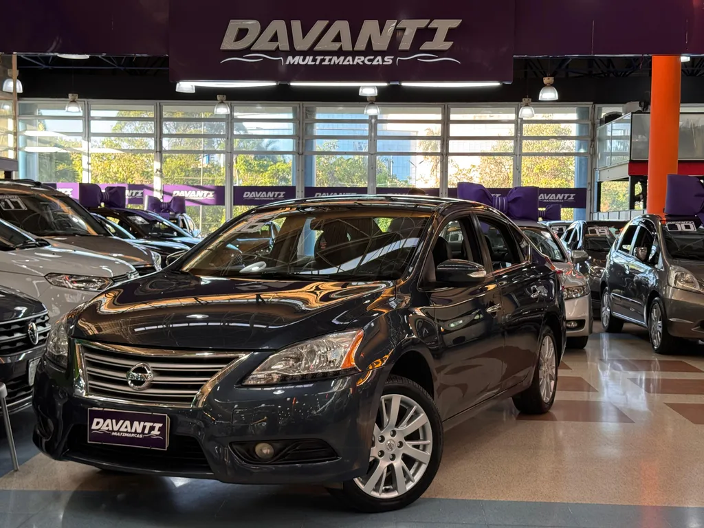 Nissan Sentra Flex Automático