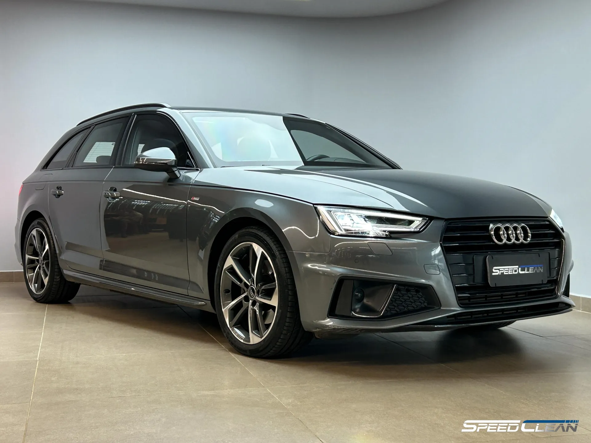 Audi A4 Avant S-line