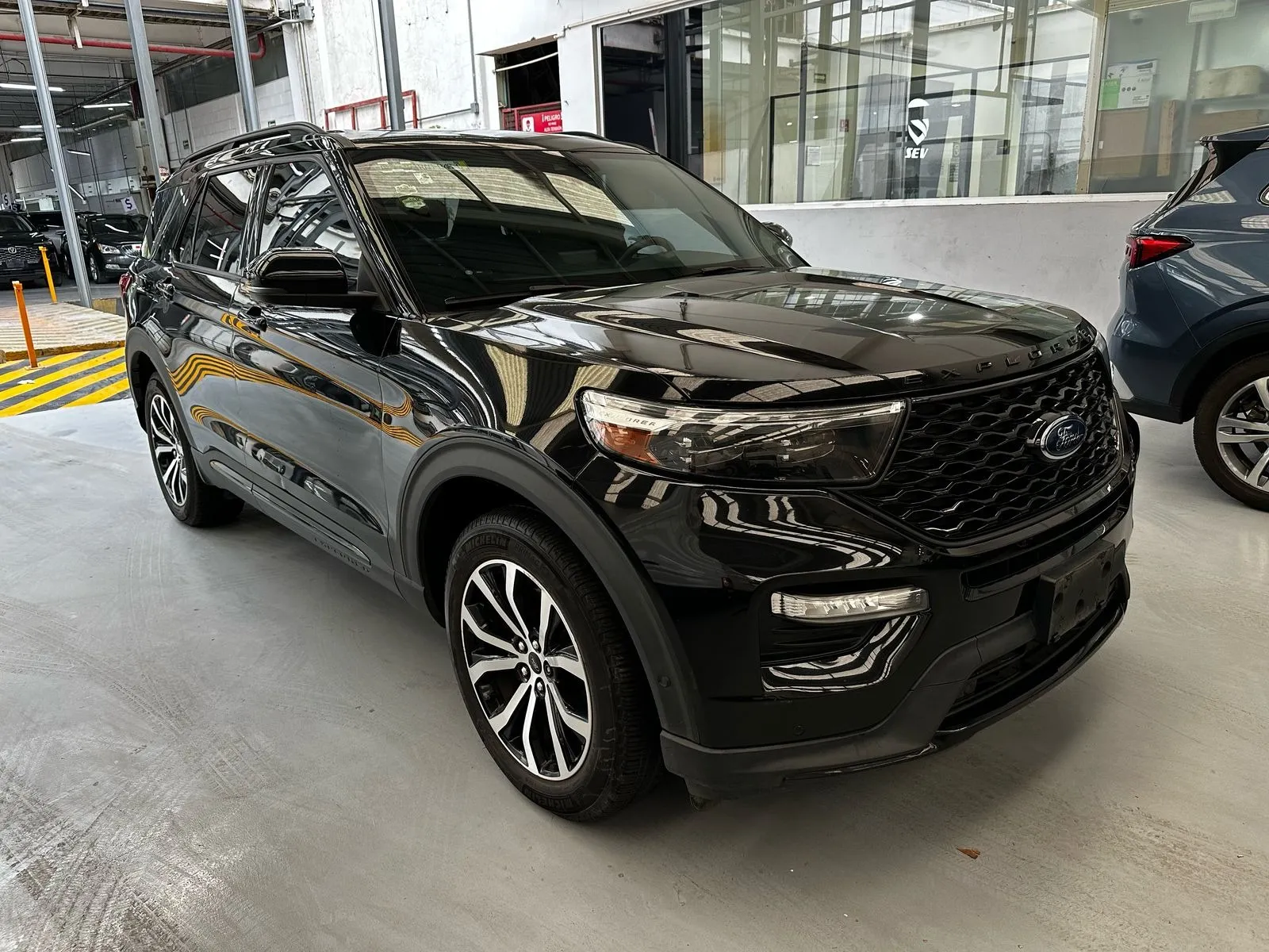 Ford Explorer 3.5 Sport 4x4 At