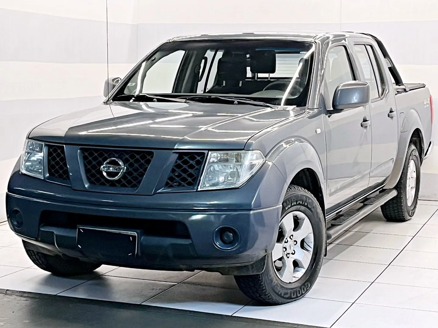 Nissan Frontier 2.5 Xe 4x4 Cd Turbo Eletronic Diesel 4p Manu