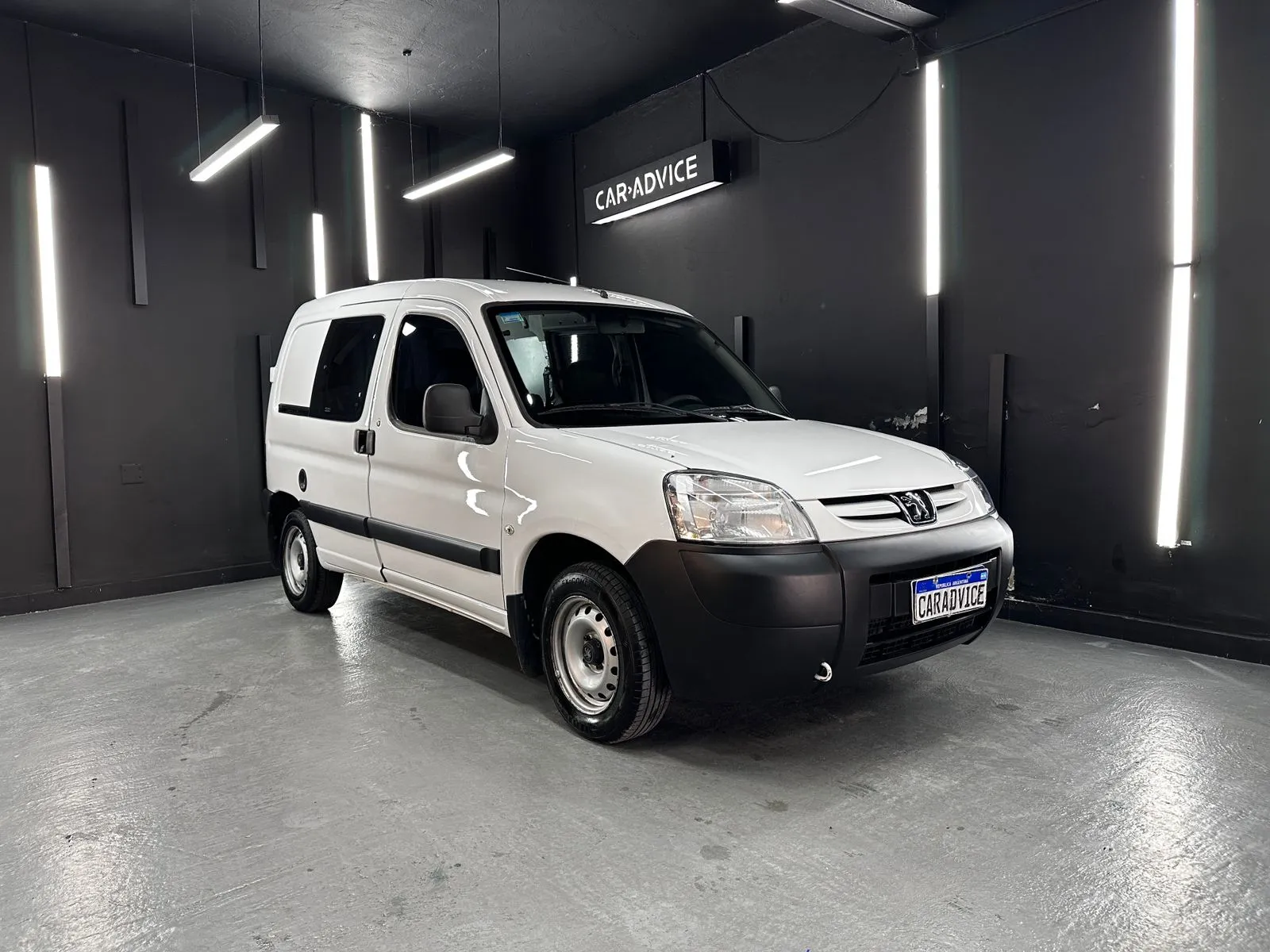 Peugeot Partner 1.6 Hdi Confort 5as
