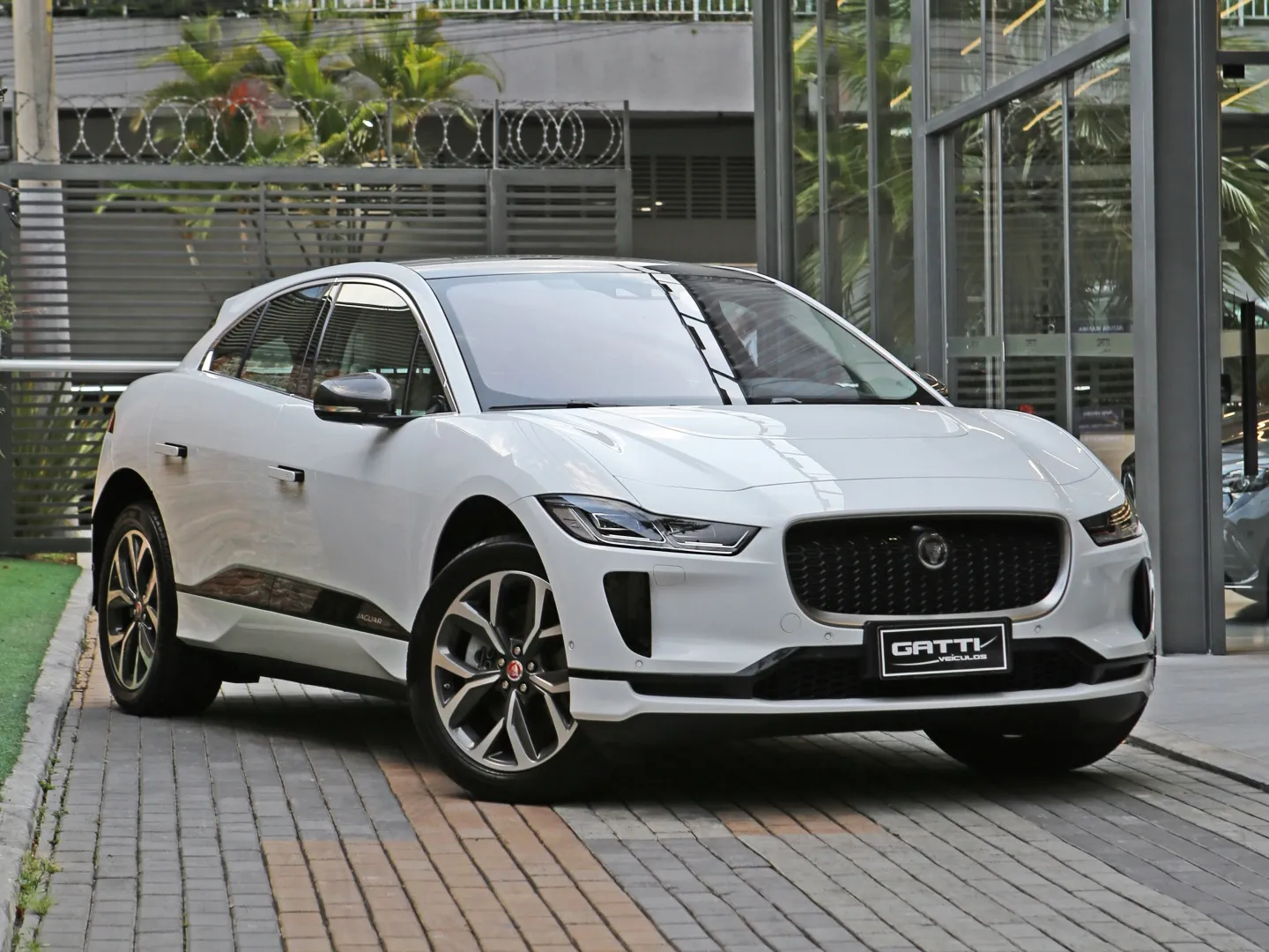 Jaguar I-pace 90 Kw Ev400 Se Awd Elétrico