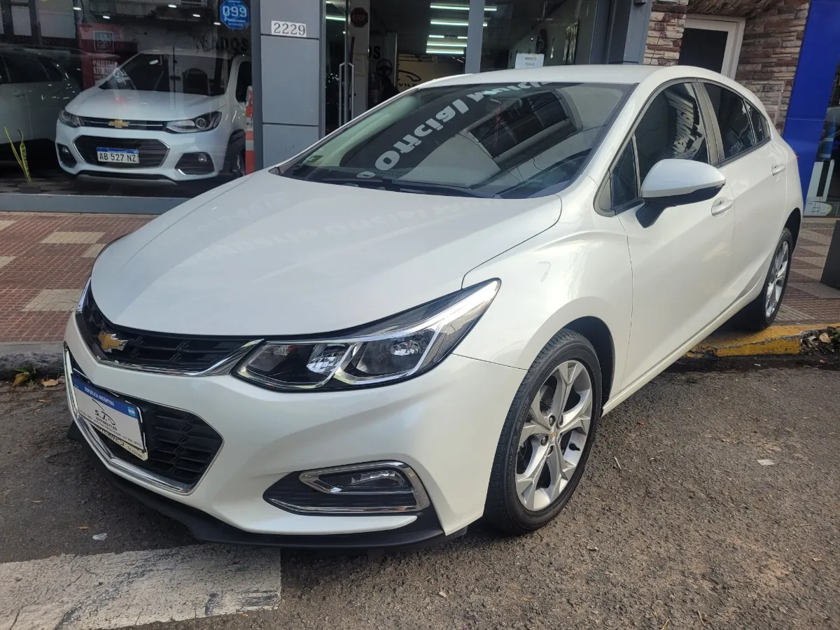 Chevrolet Cruze 5 Puertas 1.4t Lt 2017 Service Oficiales