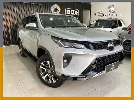Toyota Hilux Sw4 2.8 D-4d Turbo Diesel Srx Platinum 7l 4x4 A