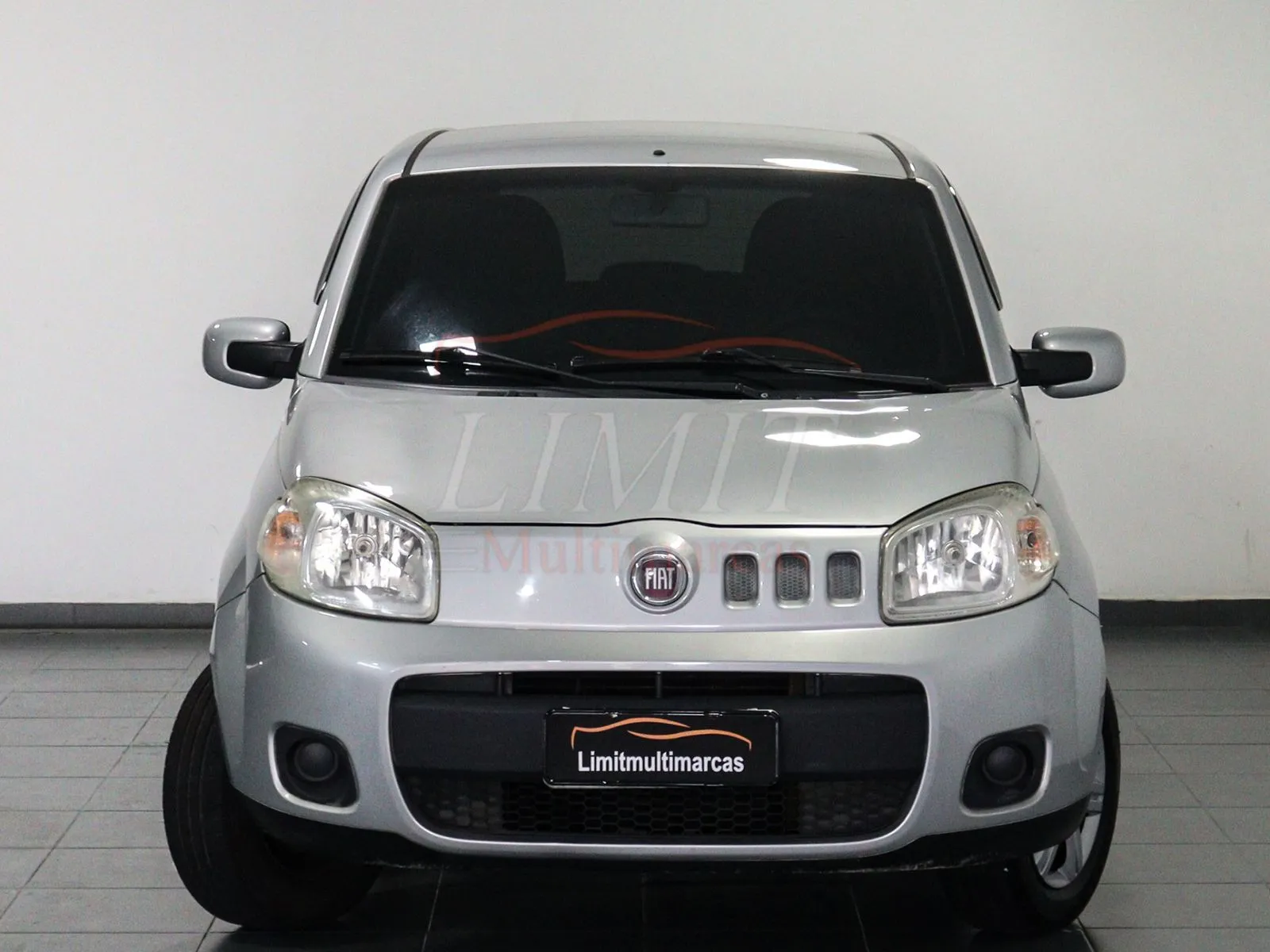 Fiat Uno Uno Vivace Celeb. 1.0 Evo F.flex 8v 5p 2011/201...