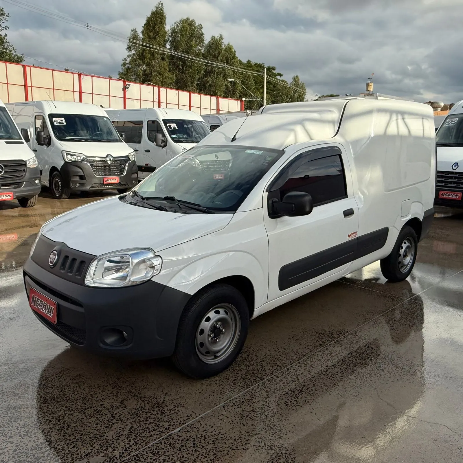 Fiat Fiorino Furgão 1.4 Hard Working Flex 4p