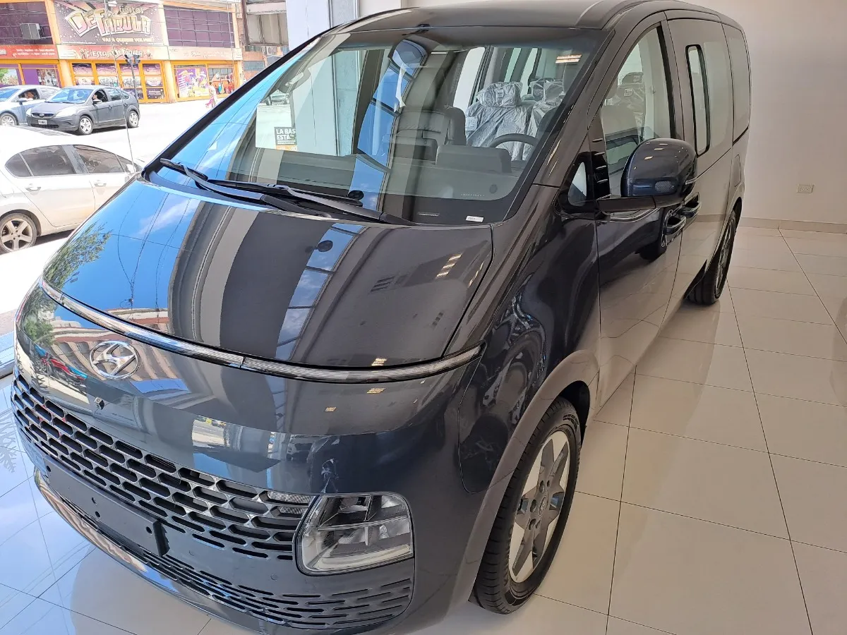 Hyundai Staria 4wd Ultimate