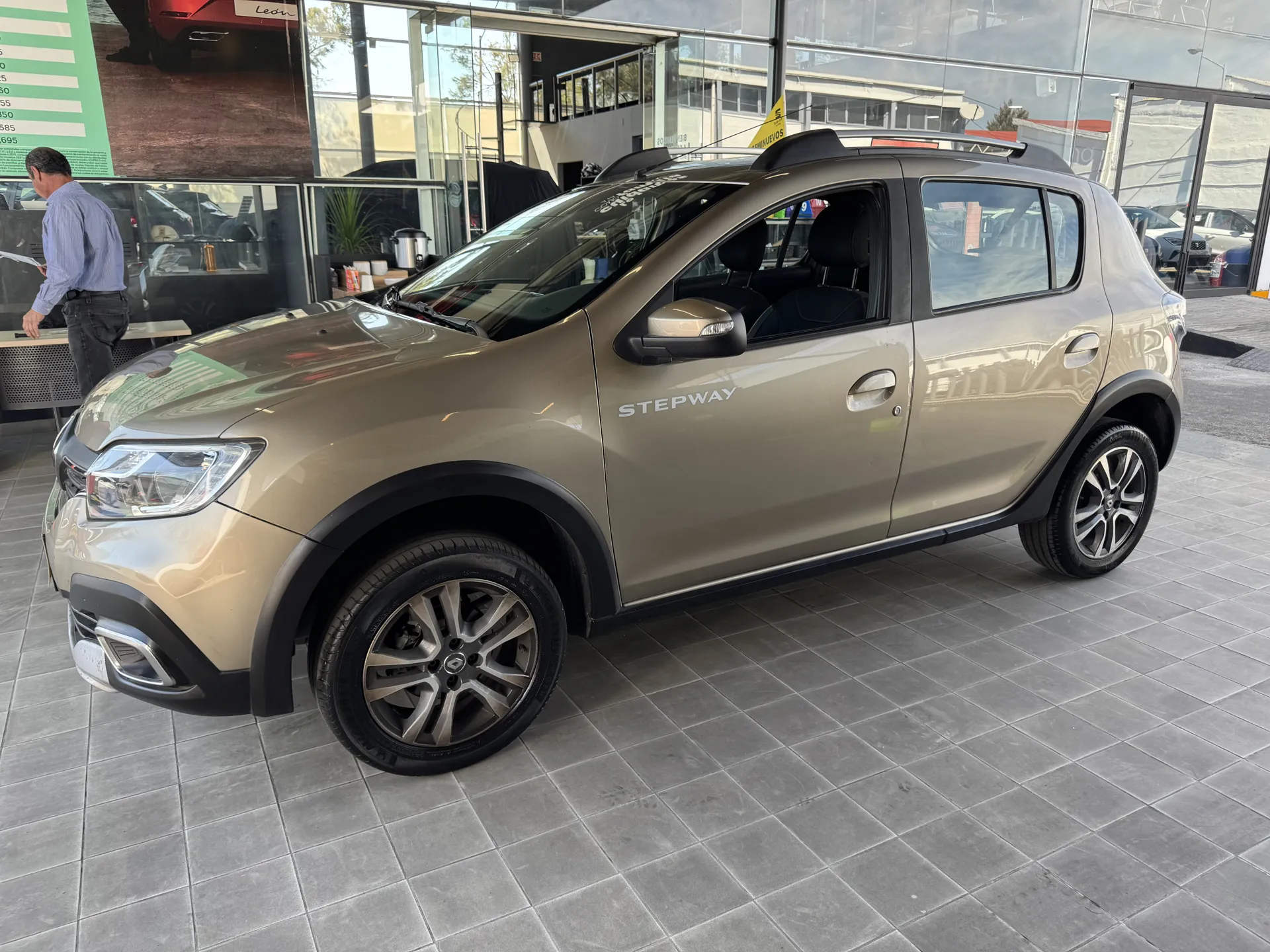 Renault Stepway 1.6 Intens Mt