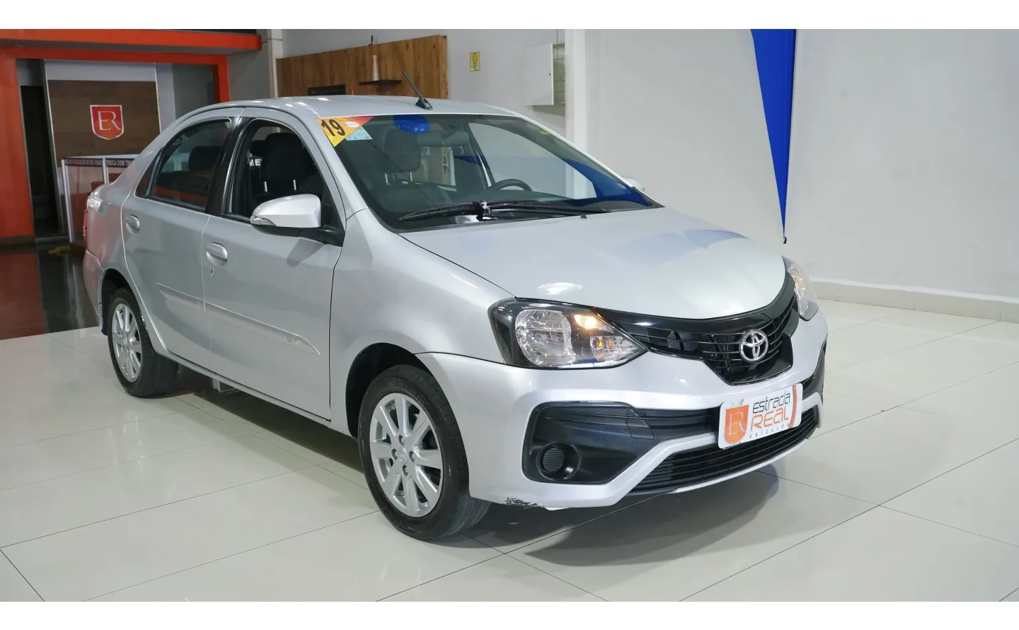 Toyota Etios 1.5 X Plus Sedan 16v Flex 4p Manual