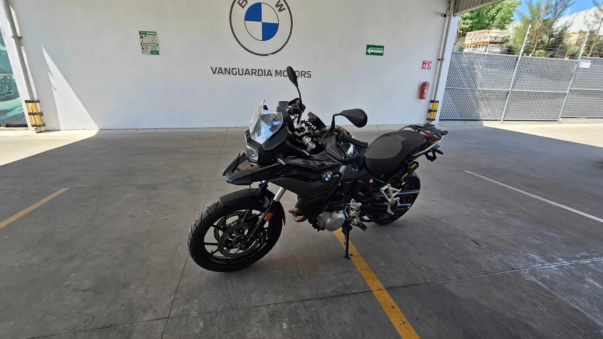 Gs750 Equipada 2023