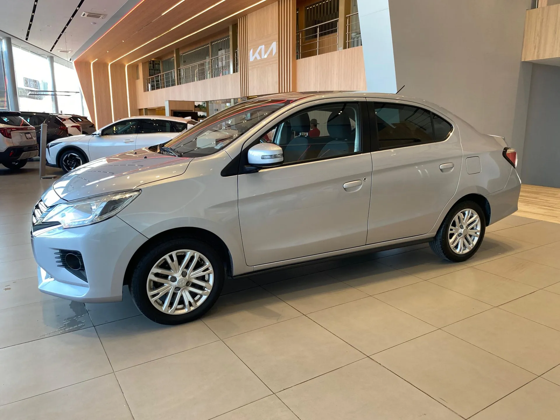 Mitsubishi Mirage 2023