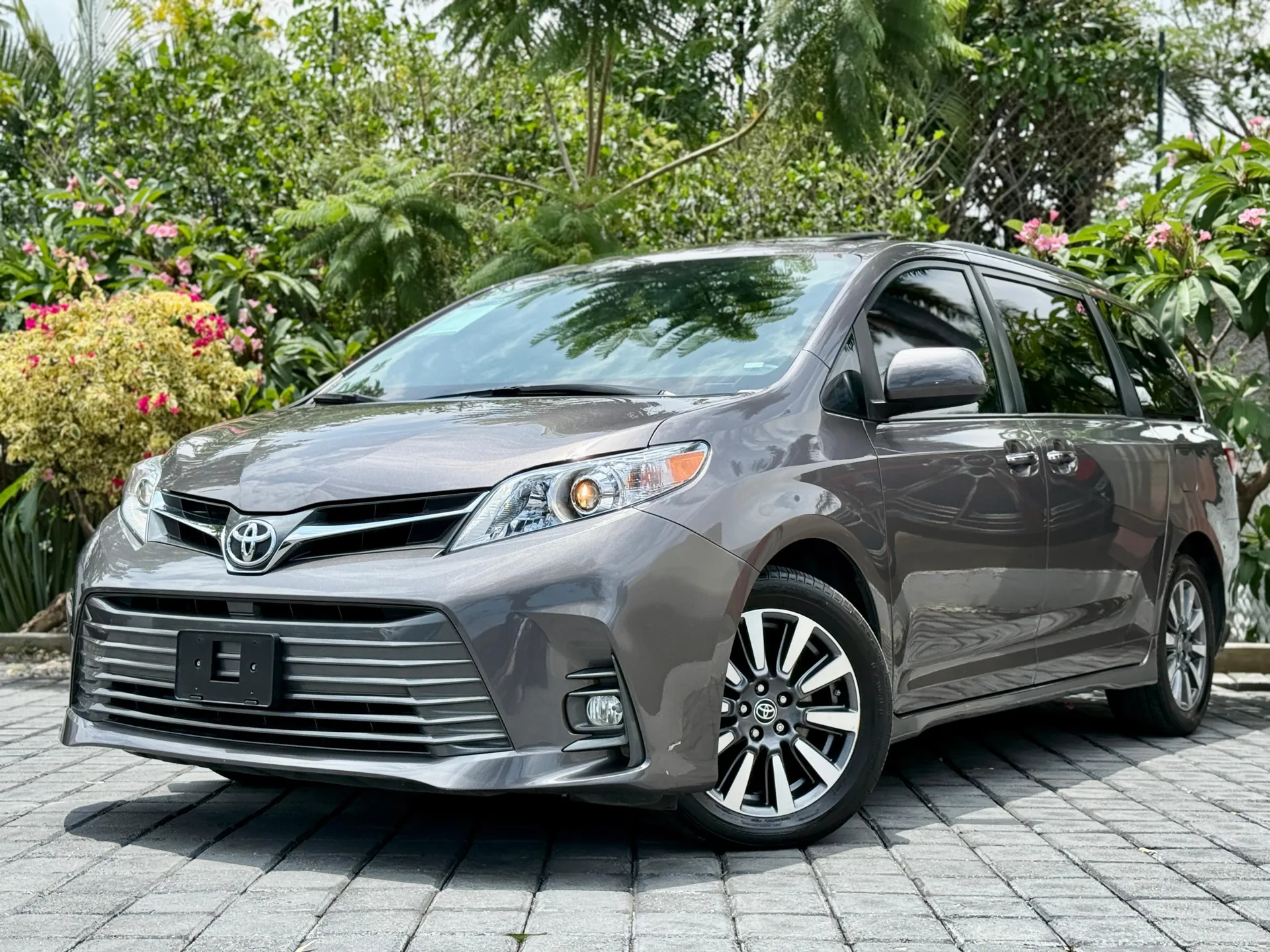 Toyota Sienna Xle Piel 2020