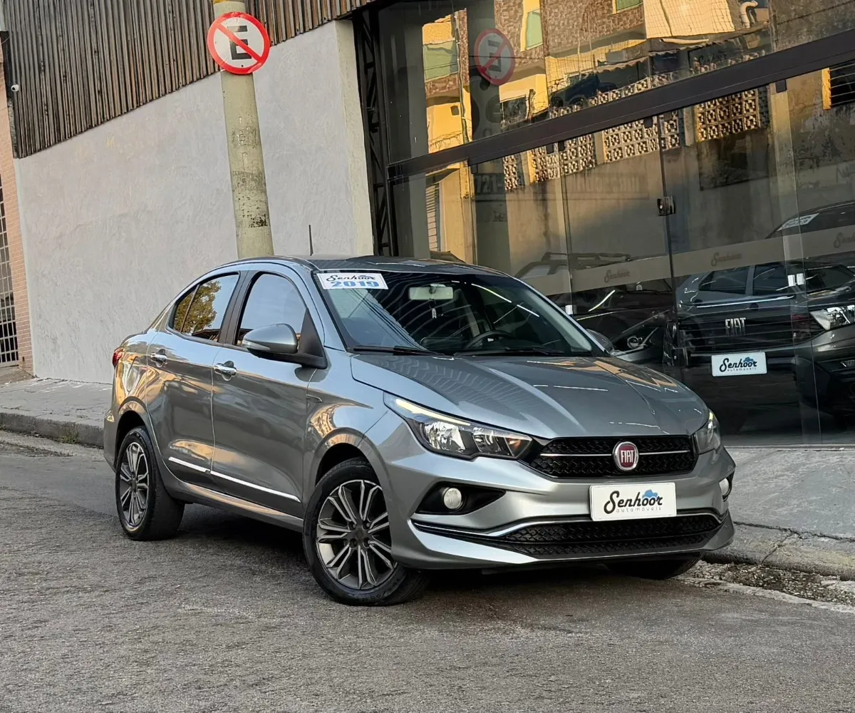 Fiat Cronos 1.8 Precision 16v Flex Aut. 4p