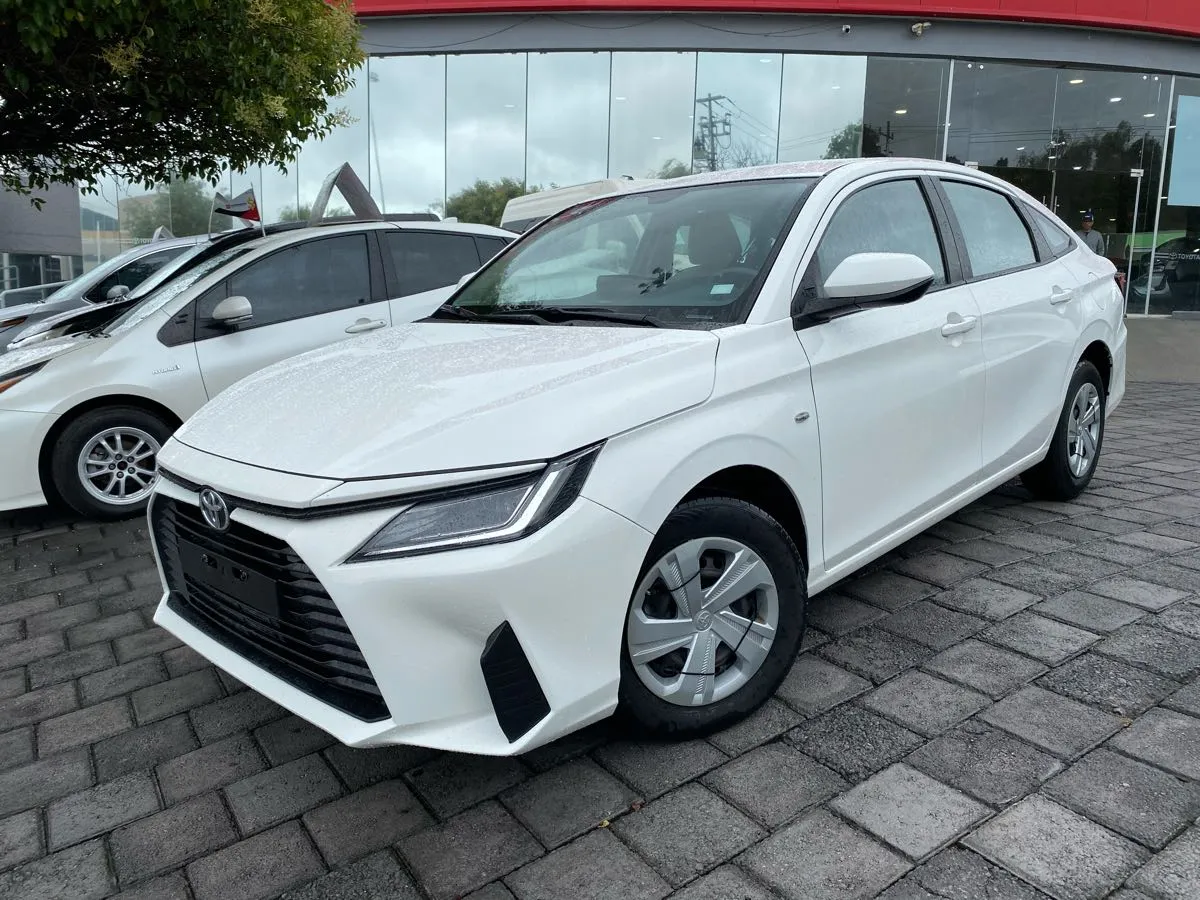 Toyota Yaris 2023