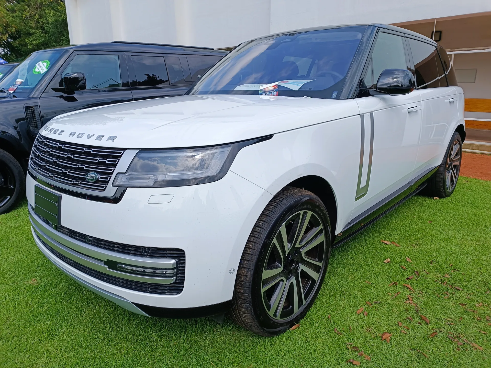 Land Rover Range Rover 2023
