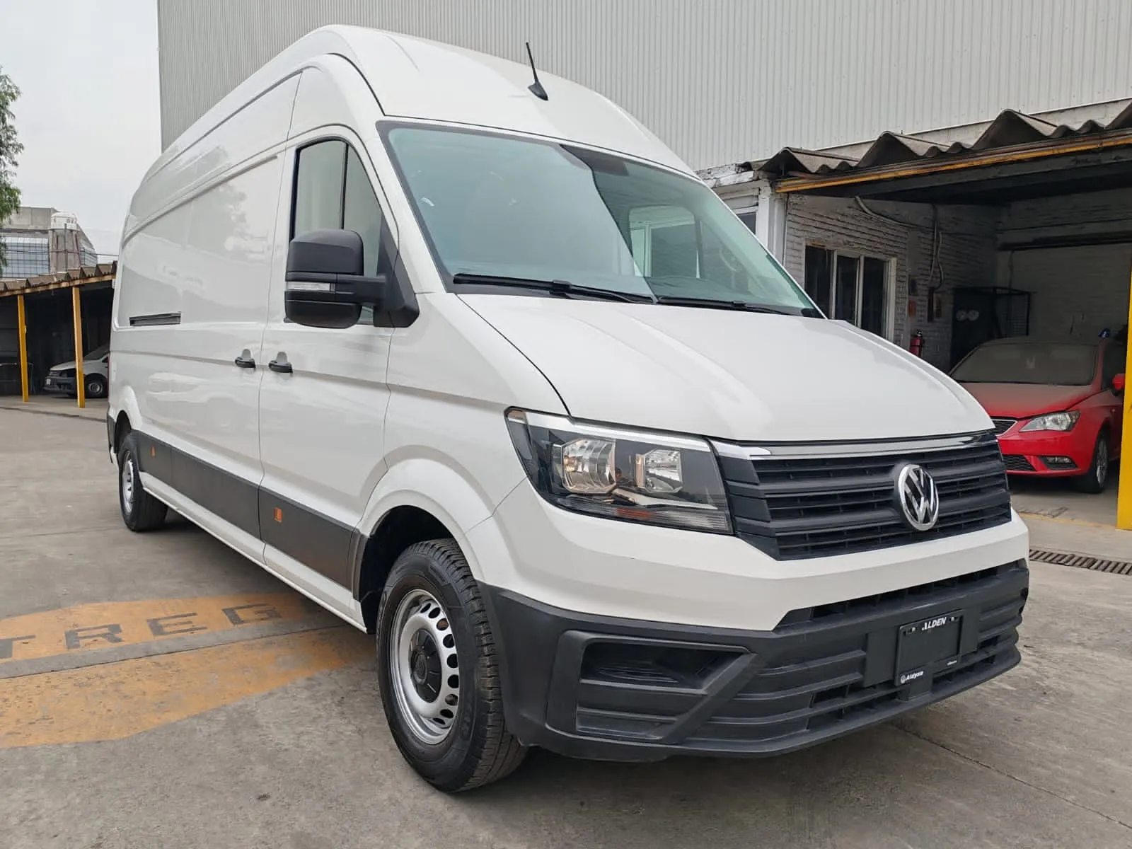 Volkswagen Crafter 2.0 Cargo Van 3.88 Ton Mwb Mt
