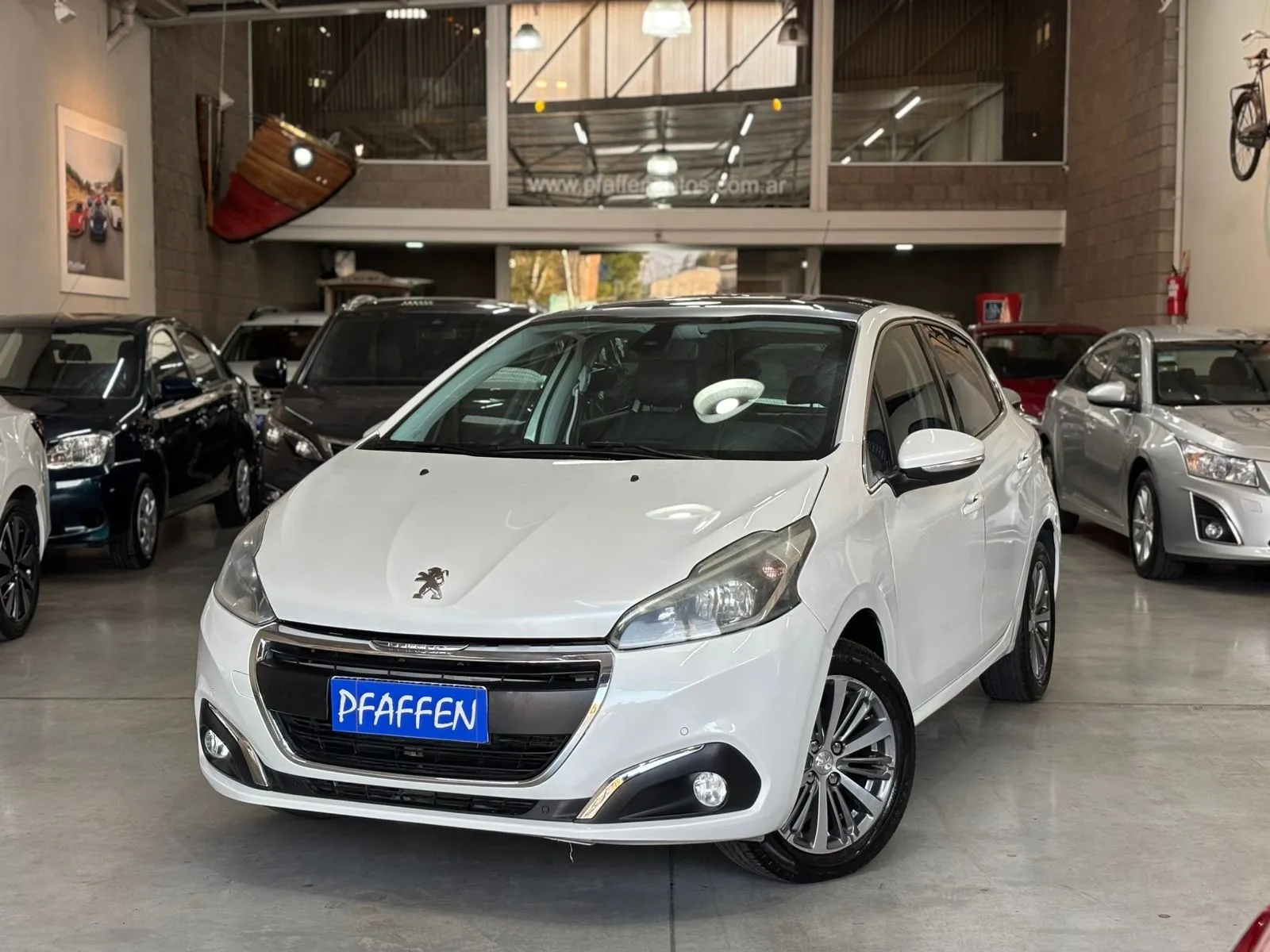 Peugeot 208 1.6 Feline Pfaffen Autos M