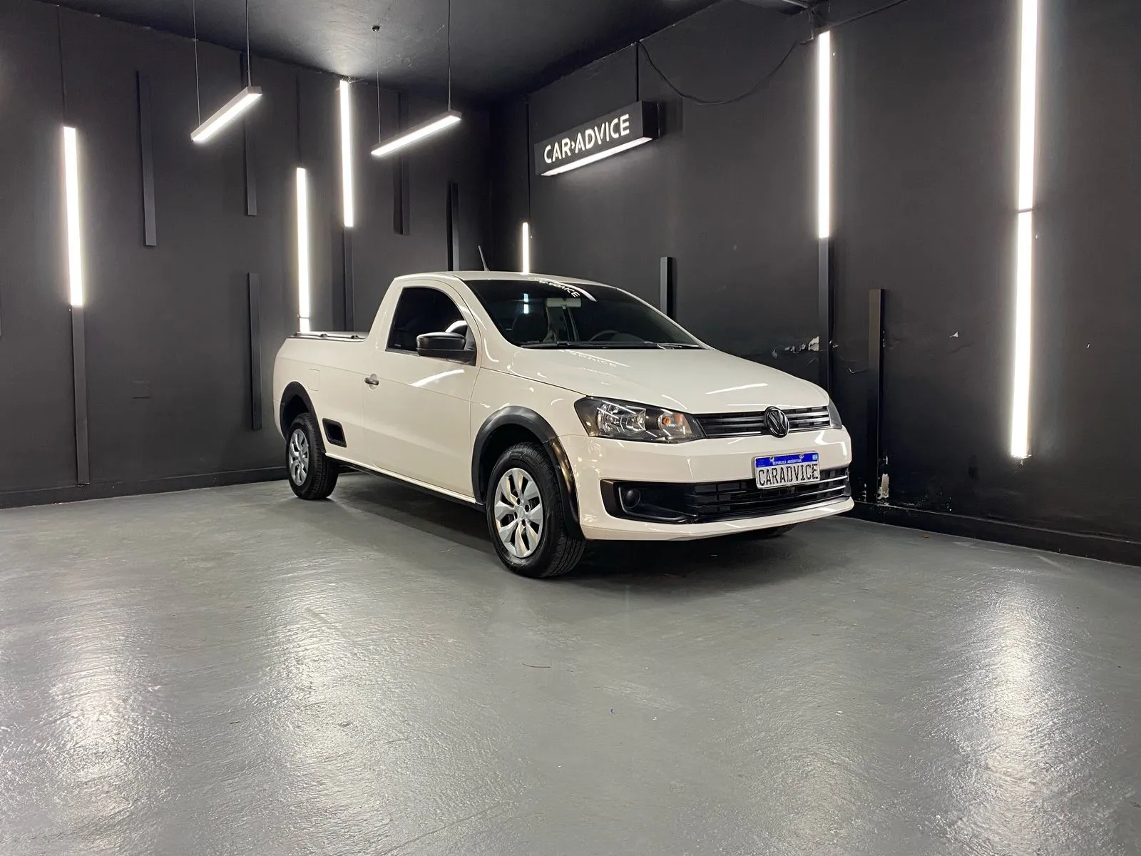 Volkswagen Saveiro 1.6 Safety L17