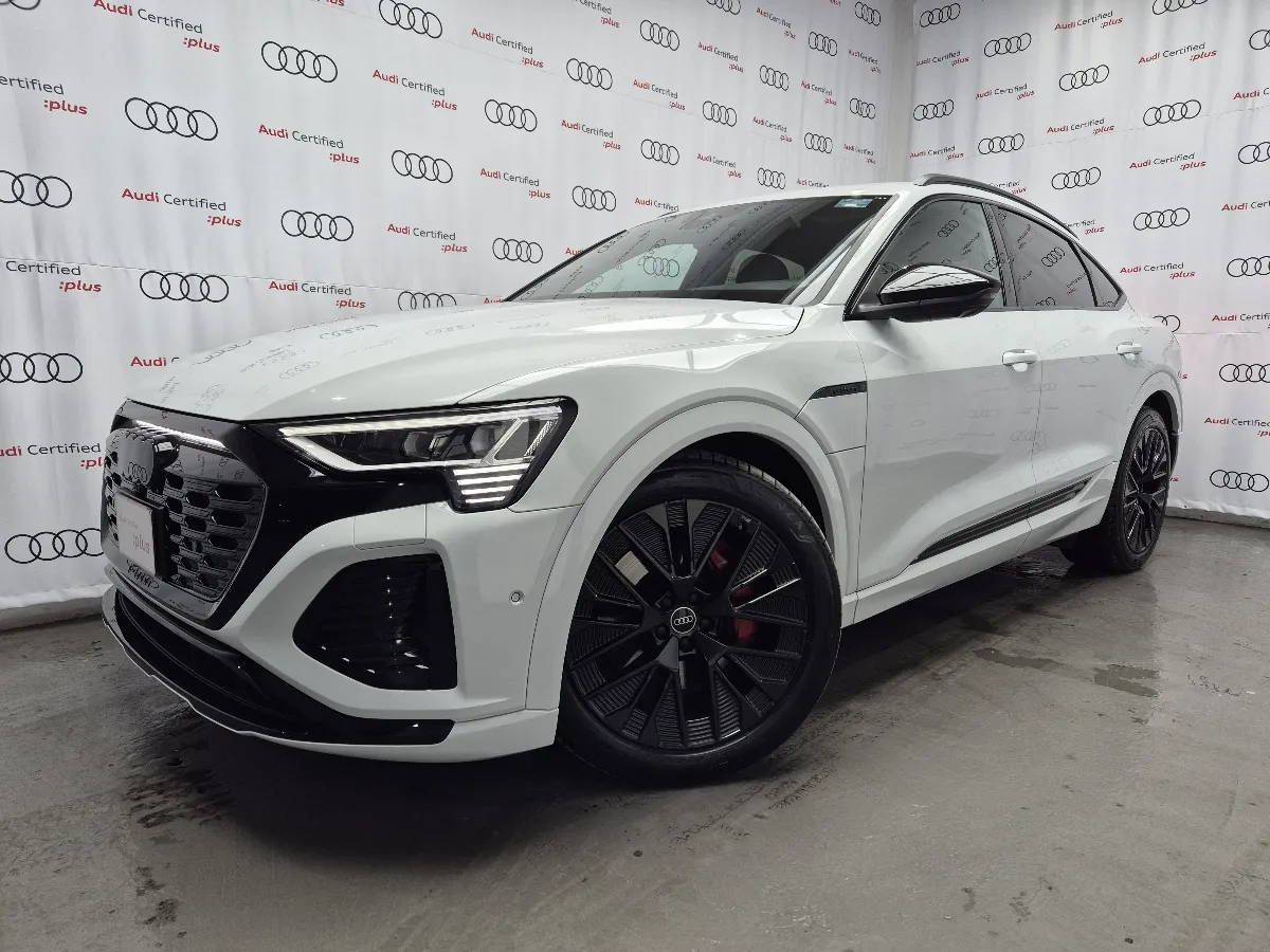 Audi  Q8  2024
