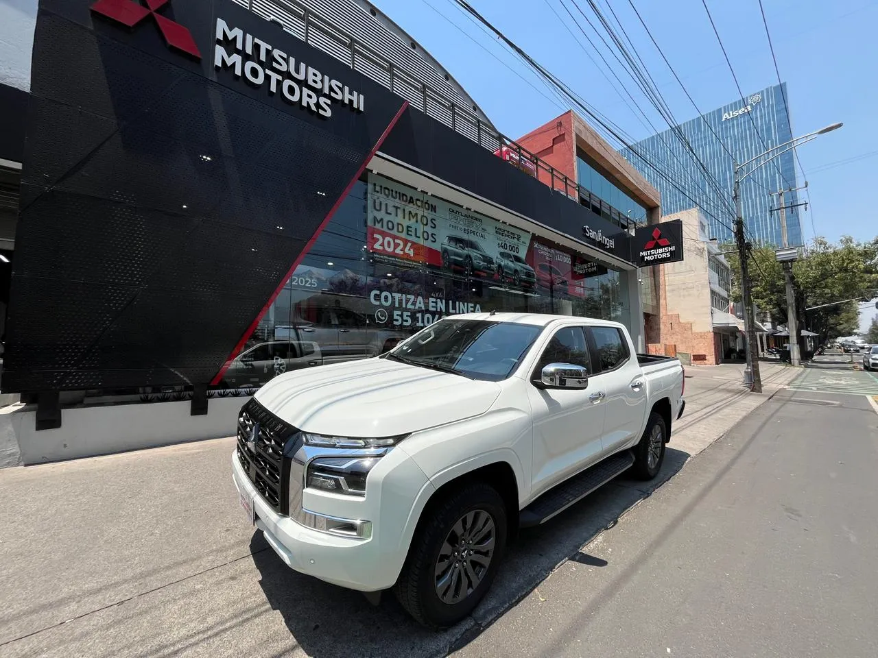 Mitsubishi L200 2025