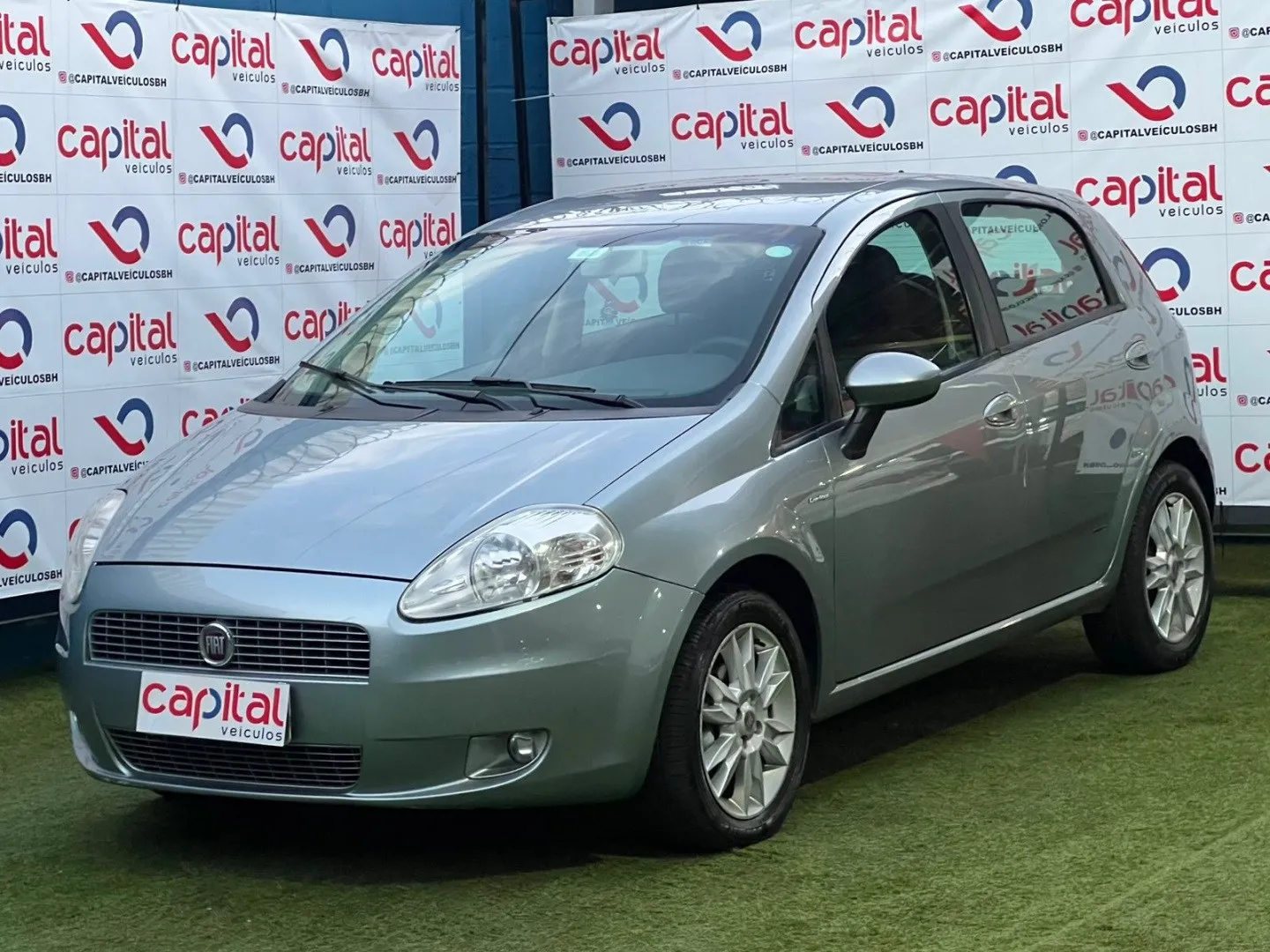 Fiat Punto 1.6 Essence 16v Flex 4p Automatizado