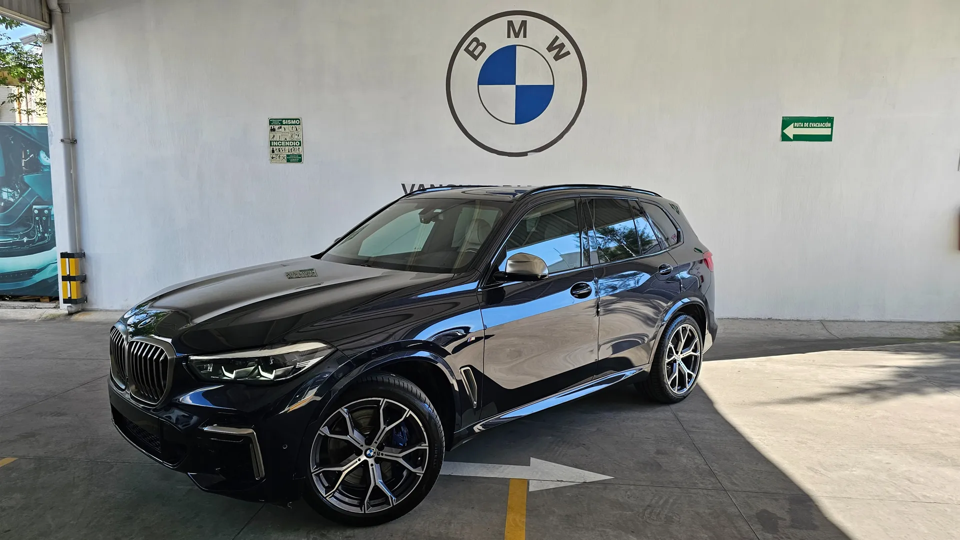 X5 M50 2023 Un Solo Dueño Impecable