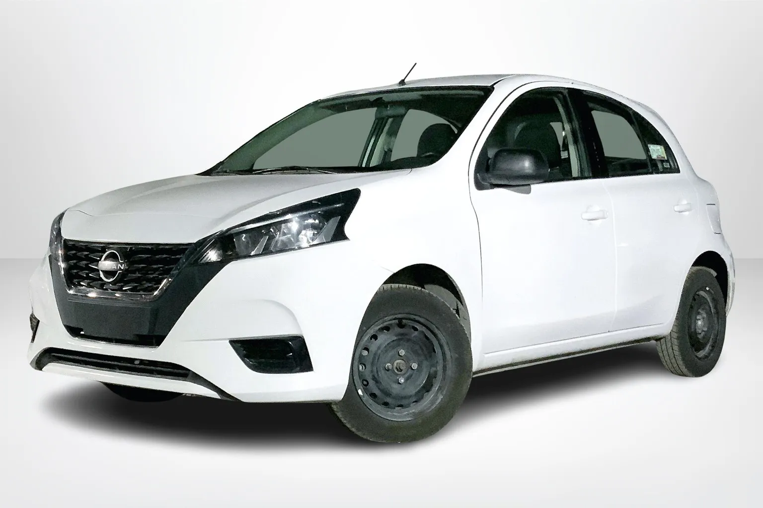 Nissan March 2022