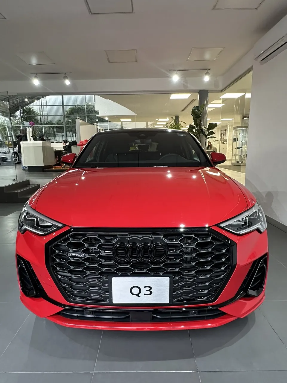 Q3 Sportback S Line 2024