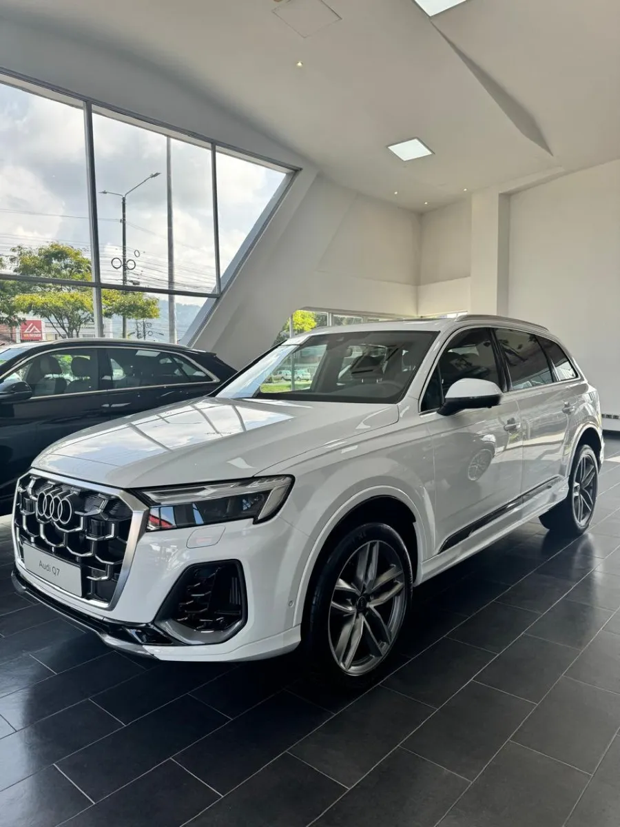 Audi Q7 S Line 2025