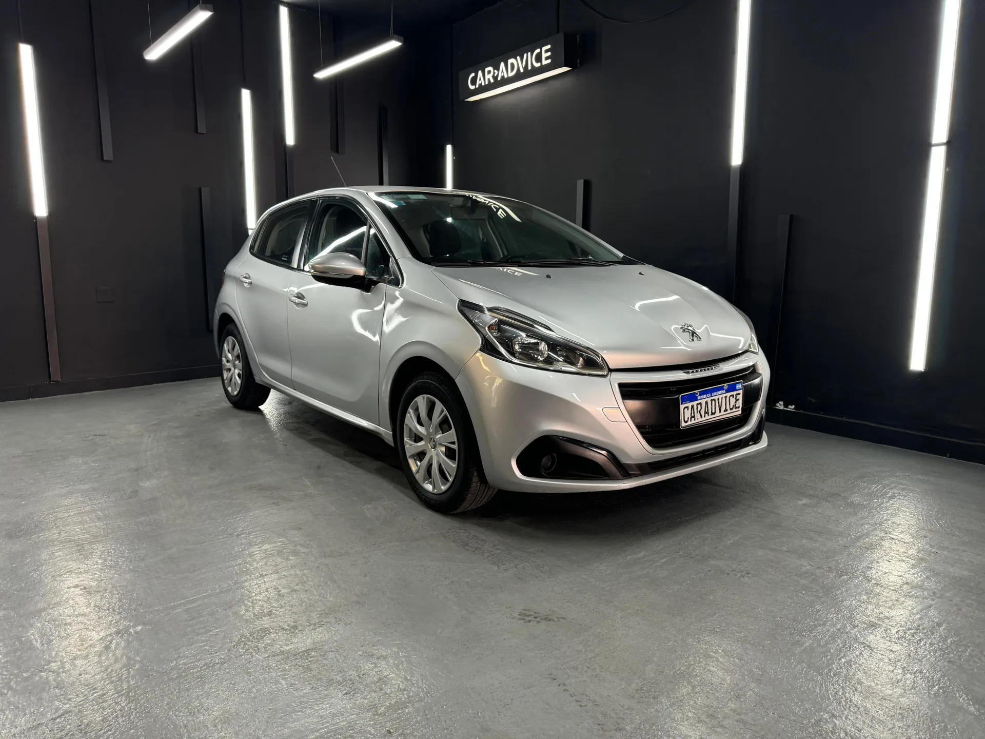 Peugeot 208 1.6 Active 5p L17