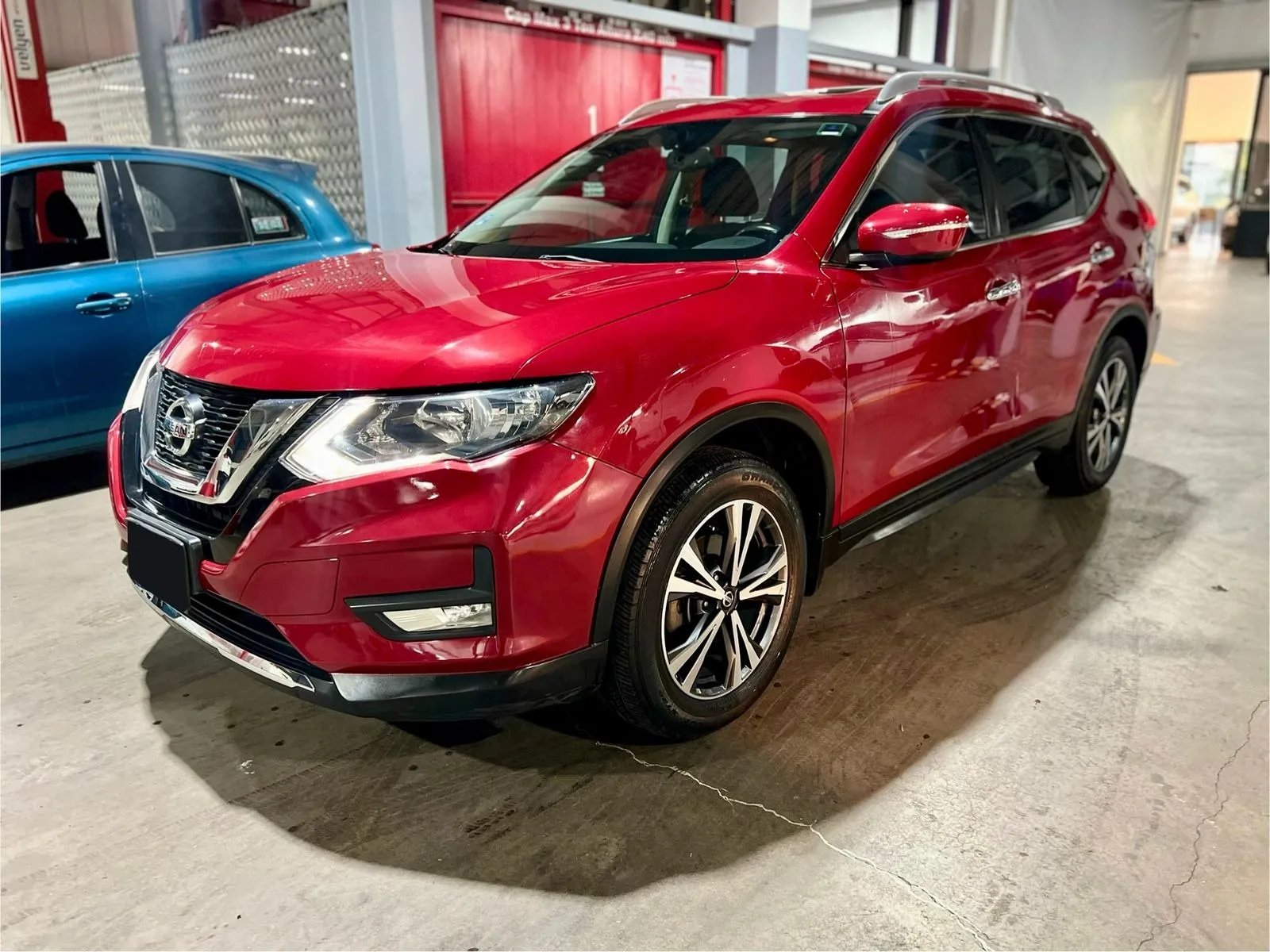 Nissan X-trail 2.5 Advance 2 Row Cvt