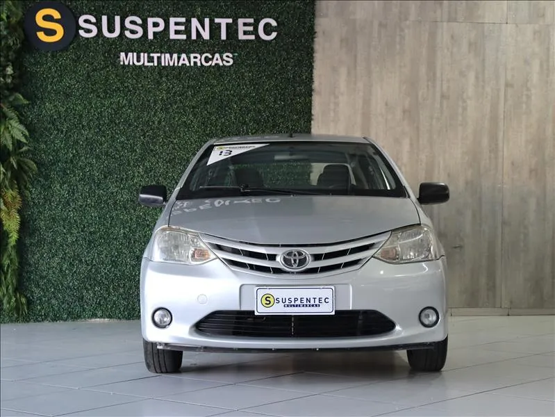Toyota Etios 1.5 X Sedan 16v
