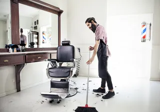 Mobiliario para salón de belleza: todo sobre sillas y otros muebles esenciales