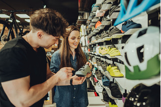DESCUBRE DIFERENTES OPCIONES DE ZAPATILLAS 