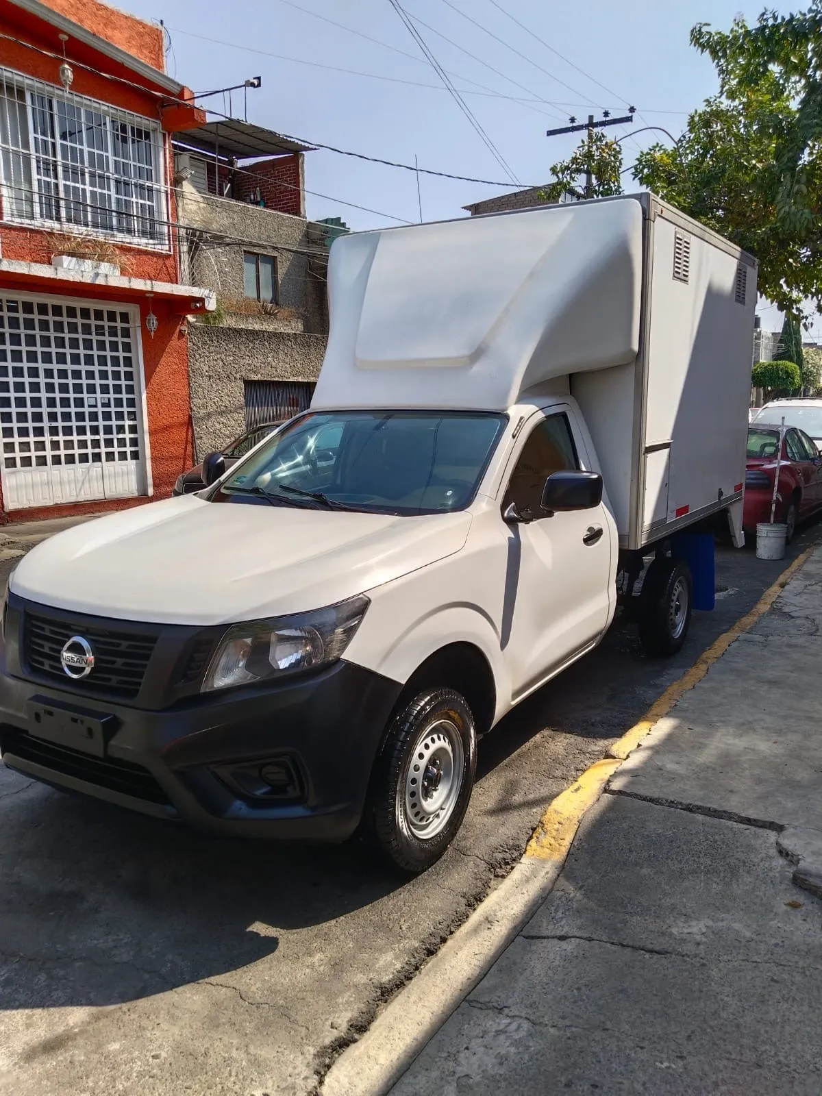 Nissan Np300 Modelo 2016 2.5 Nac. Solo Funciona Con Gas Lp. 