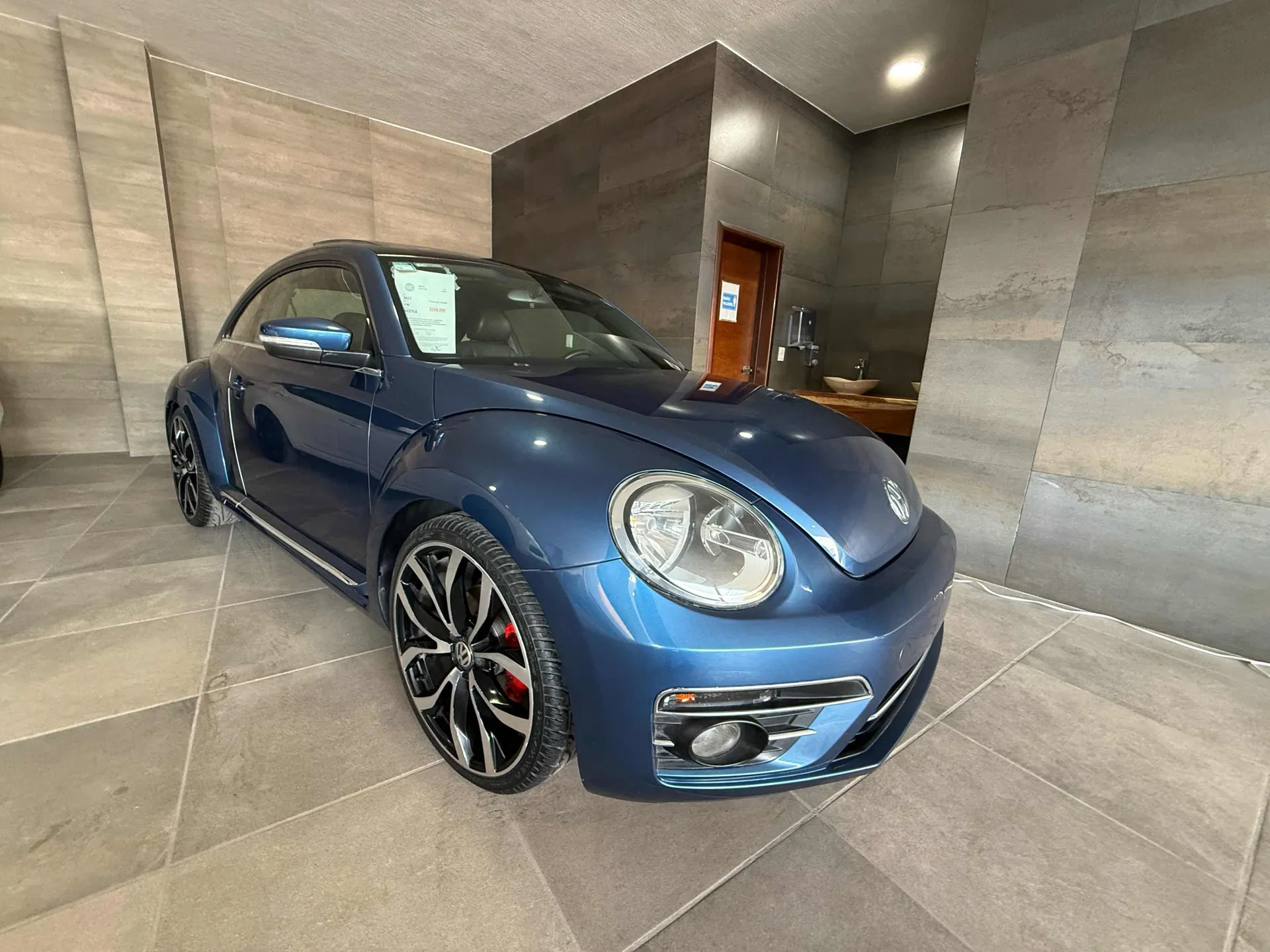 Volkswagen Beetle 2.5 Sportline Mt