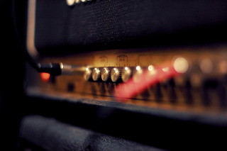 Mackintec: amplificadores y cajas acústicas