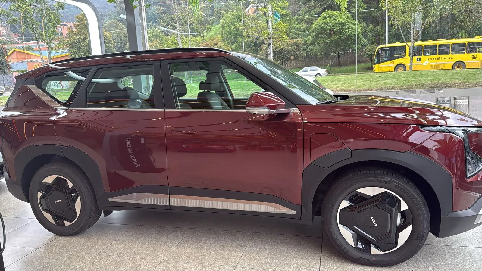 Kia Ev5 0.0 Wind Ultima Unidad, Tasa Especial