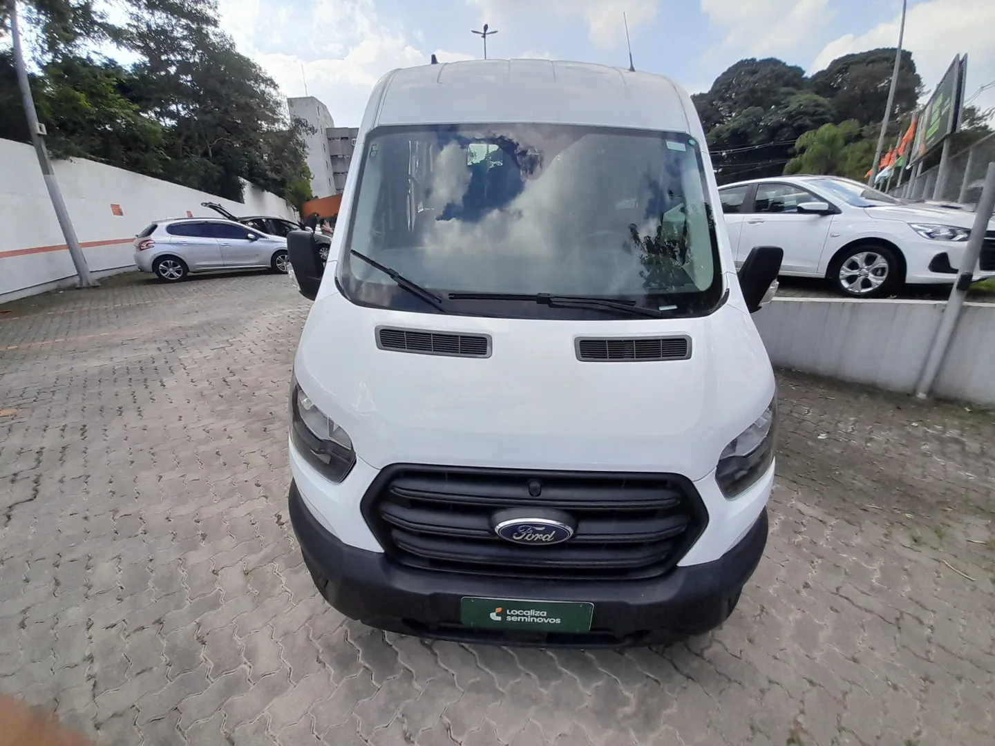 Ford Transit 2.0 Ecoblue Diesel Minibus 15+1 410l Manual
