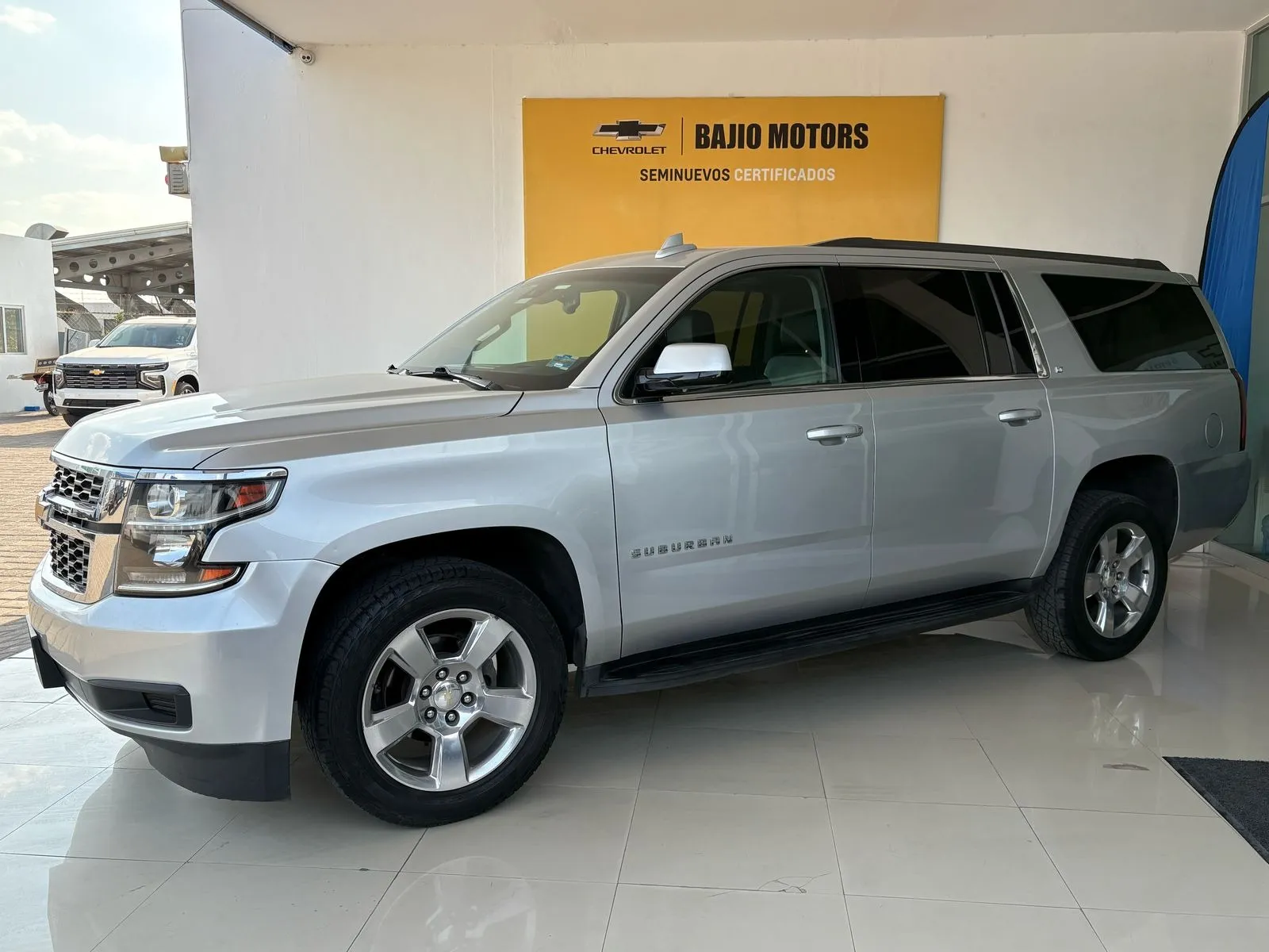 Chevrolet Suburban 5.4 Lt Piel Cubo At