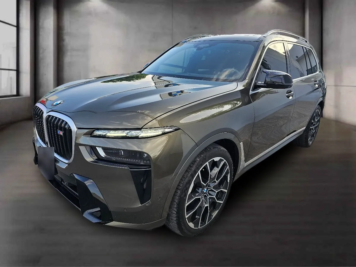 Bmw  X7  2024