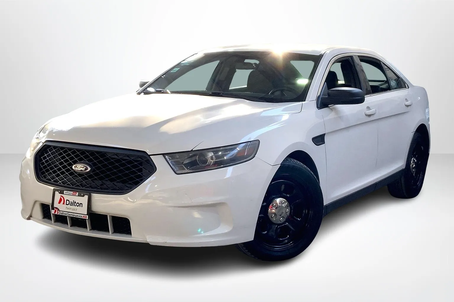 Ford Taurus 2016