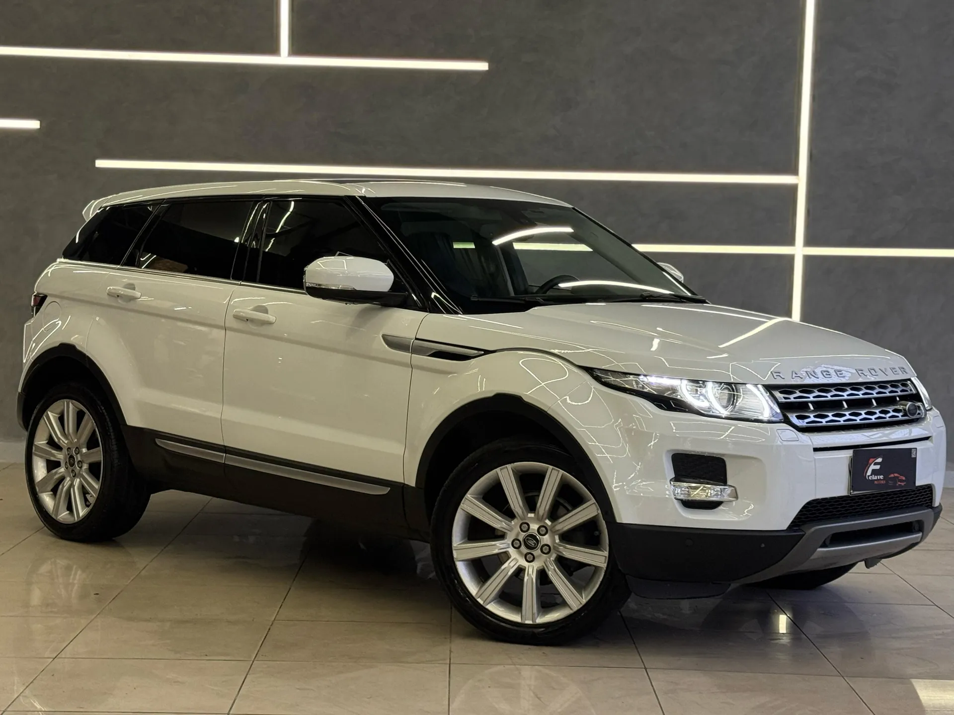 Land Rover Range Rover Evoque 2.0 Si4 Prestige 5p