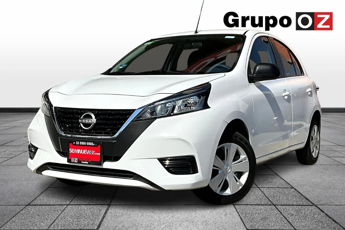 Nissan  March  2022
